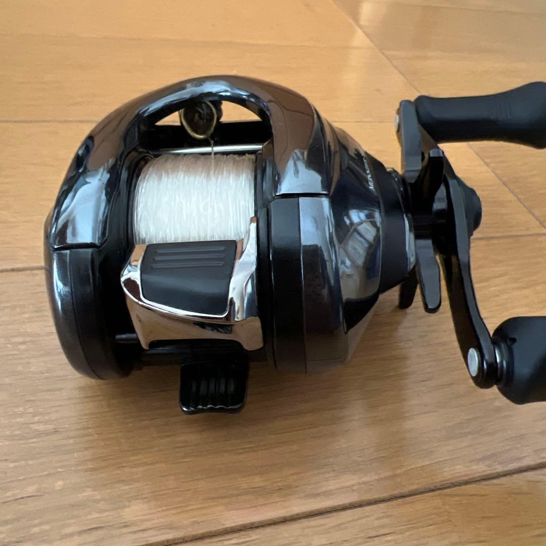 ❤️極美品❤️人気のシマノSHIMANOベイトリール18アンタレスDC MD XG右