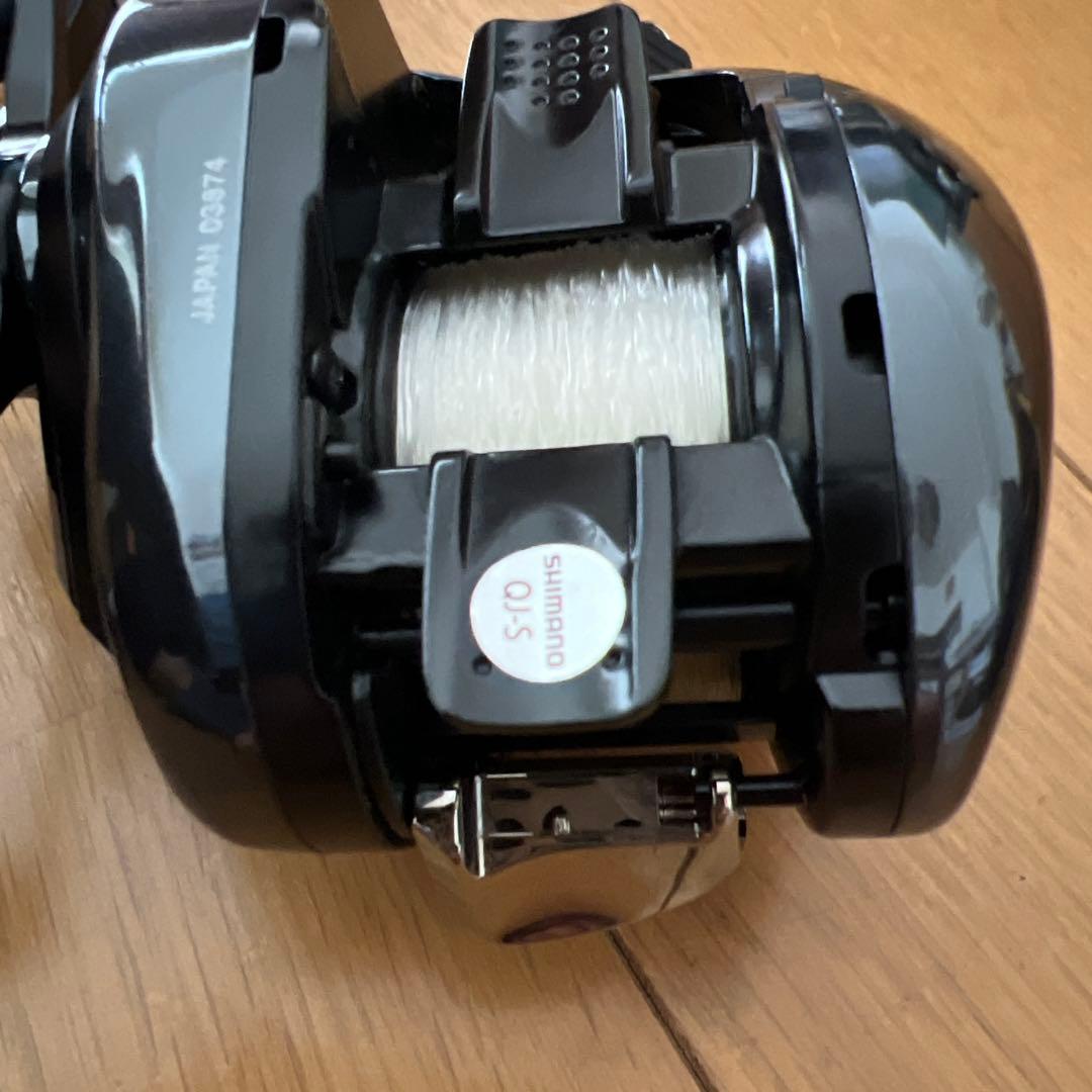 ❤️極美品❤️人気のシマノSHIMANOベイトリール18アンタレスDC MD XG右