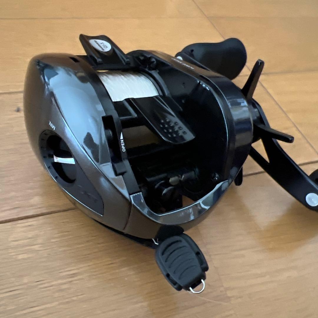 ❤️極美品❤️人気のシマノSHIMANOベイトリール18アンタレスDC MD XG右