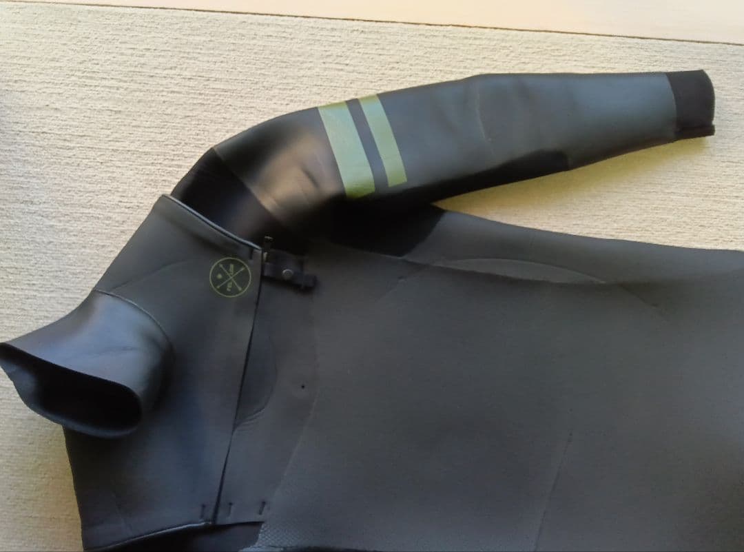 Fellowチェストジップセミドライ ５ミリ×３ミリサイズLB