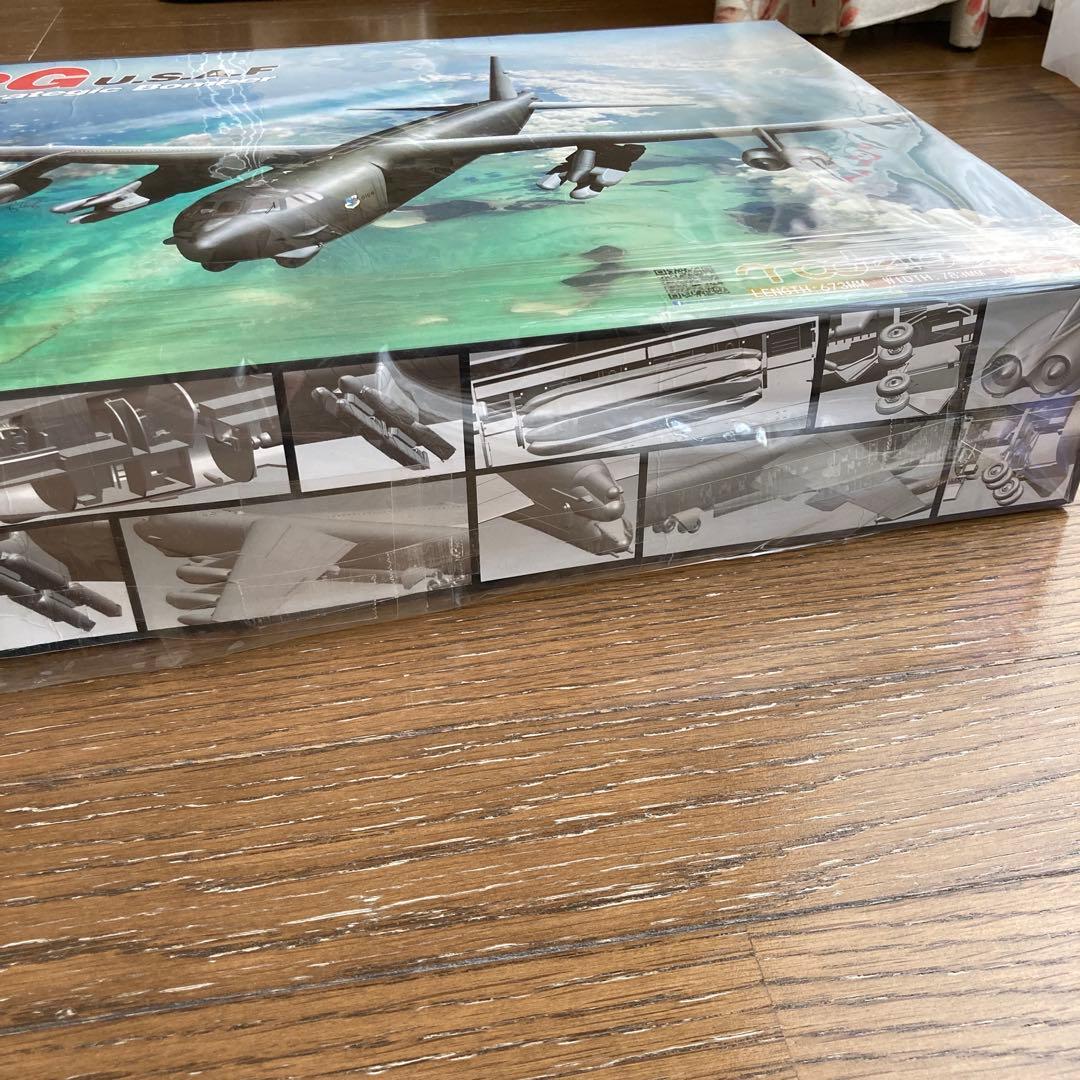 B-52G U.S.A.F. ストラトフォートレス 1:72