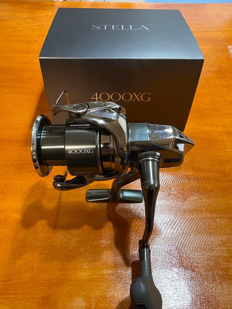 22ステラ　4000XG スピニングリール