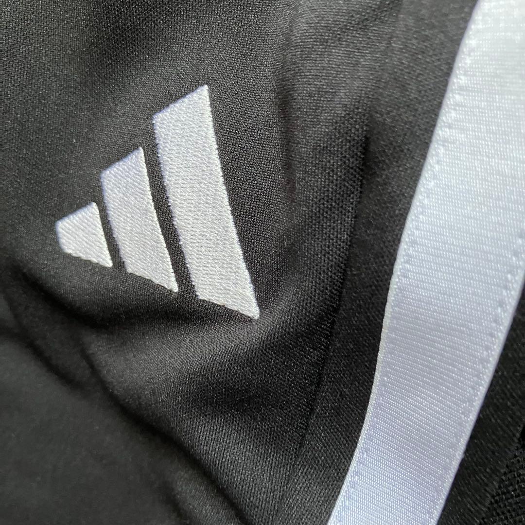 最終価格☪️新品タグ付き　アディダス　黒　ジャージ　セットアップ　上下