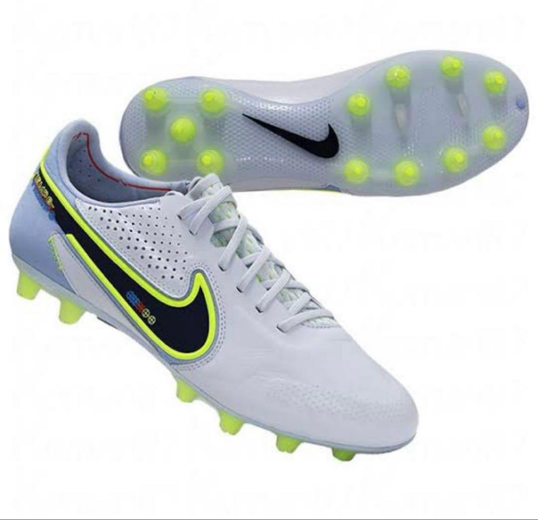 NIKE ティエンポ HG
