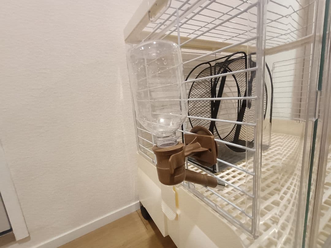 ホワイトケージ ブラック回し車付き