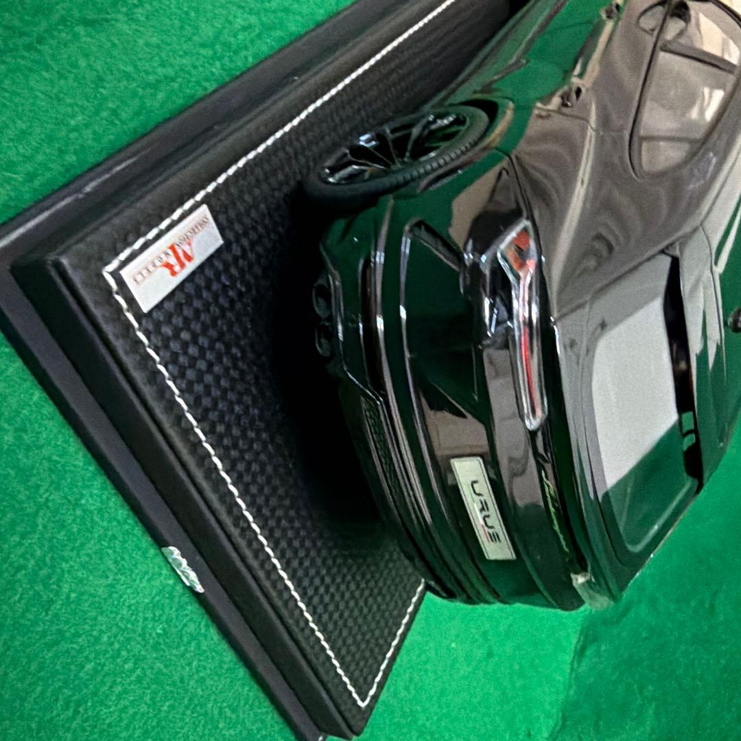 ランボルギーニ　ウルス　MRコレクション　1/18