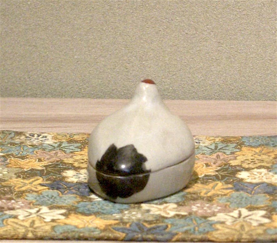 善光寺焼　東野窯　大森光彦作　鶴香合　無傷　共箱　古物。