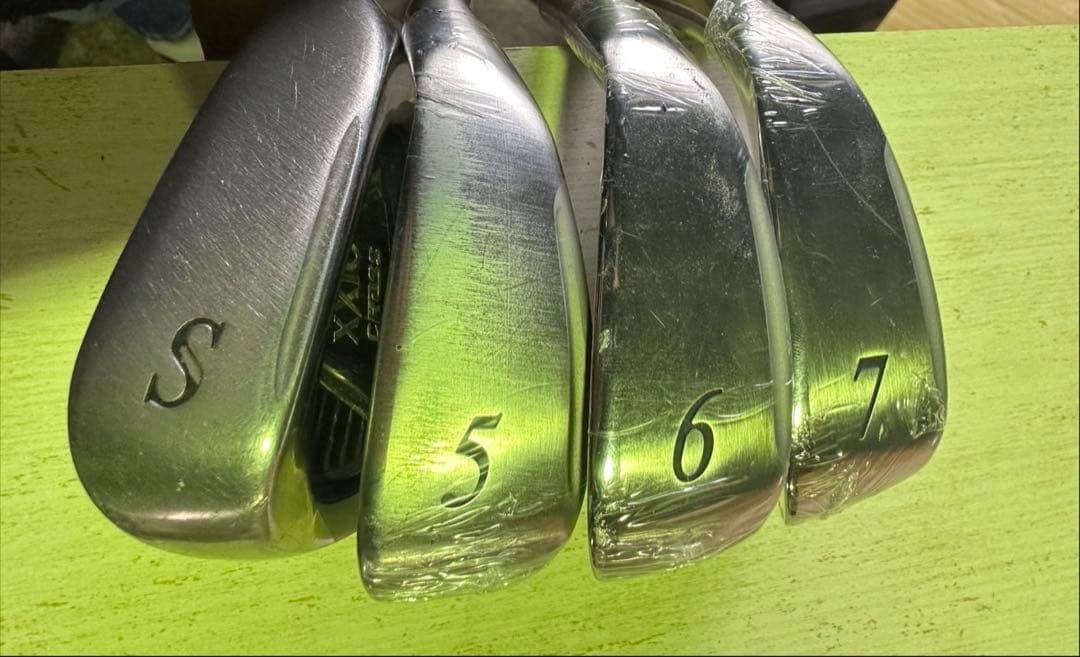 s1651 XXIO CROSS アイアンセット 4本　番手　S.5.6.7