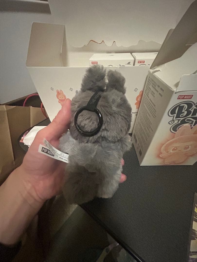 ラブブ　エナジー　ポップマート　シークレット 正規品　譲ります