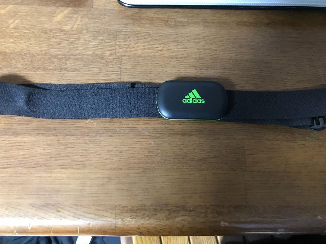 アディダスハートレートモニター