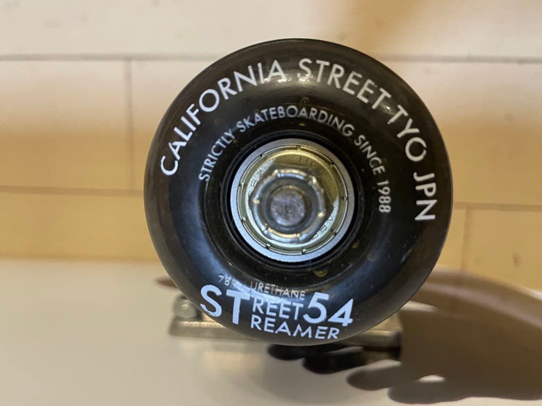 lesque スケートボード　7.75インチ　コンプリート