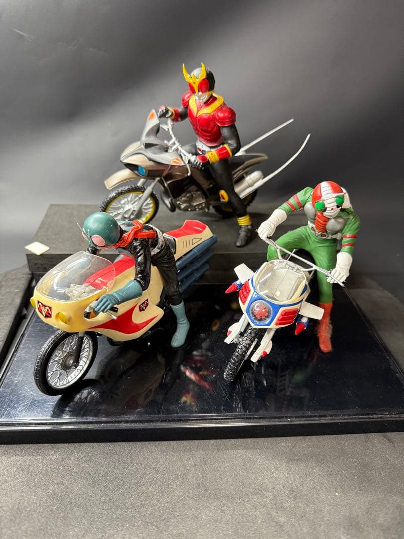 バンプレスト 仮面ライダー バイクフィギュア