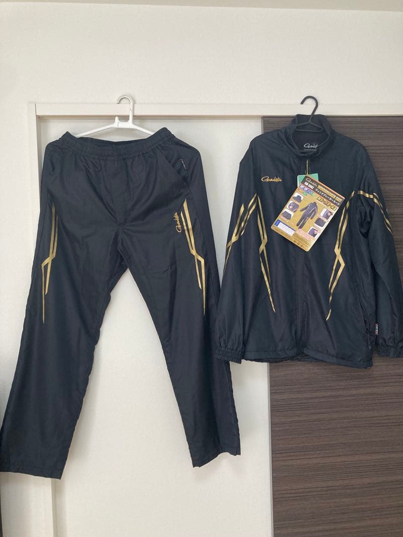 新品未使用　がまかつ　ウィンドブレーカースーツ　サンライン釣武者磯釣りフカセ