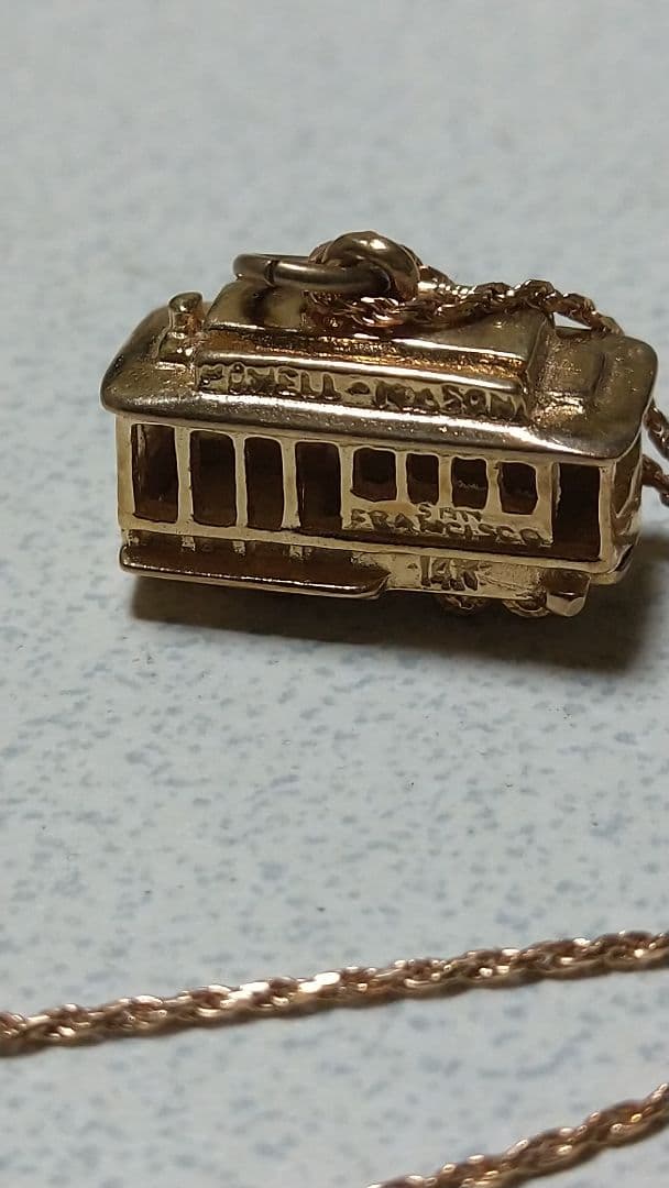 k14立体型サンフランシスコ・ケーブルカーネックレス