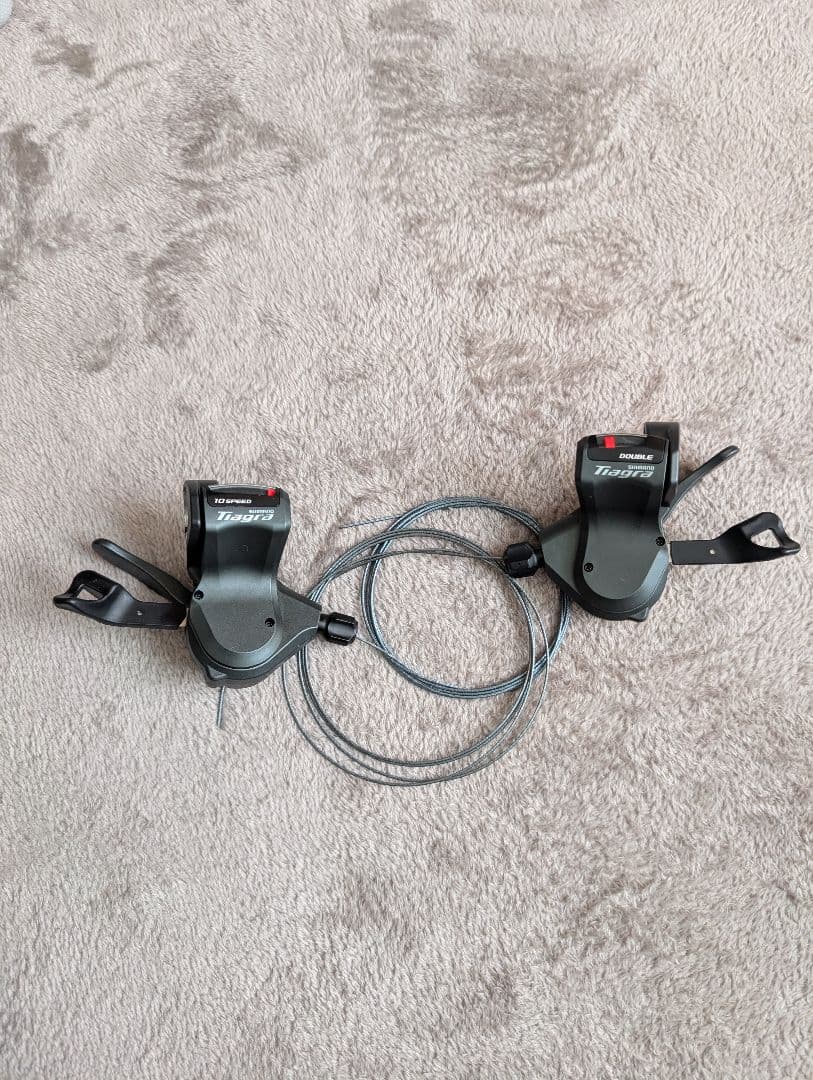 Shimano SL4700 10速　tiagra 左右セット　未使用