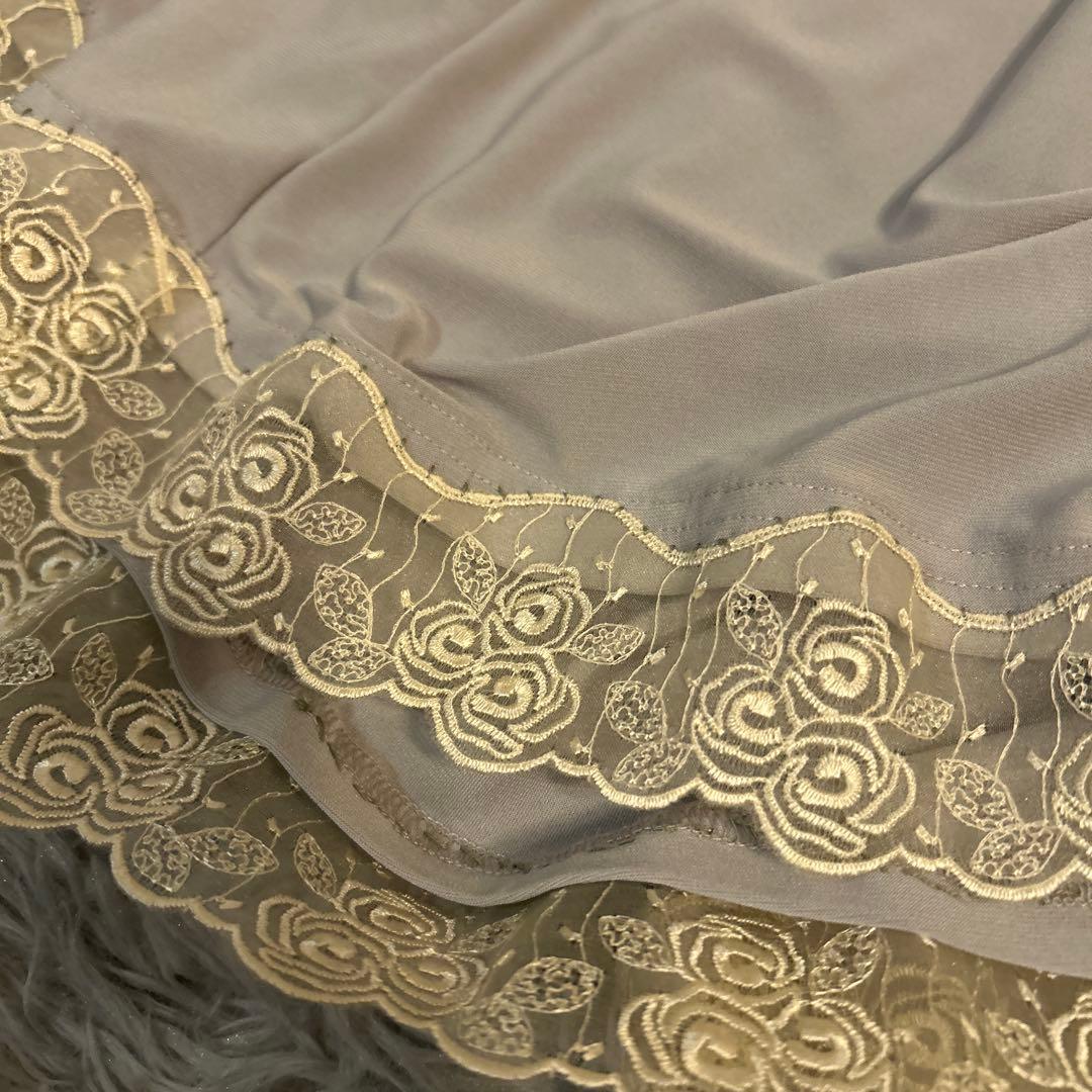 ライトグレー ドレープデザイン パーティードレス