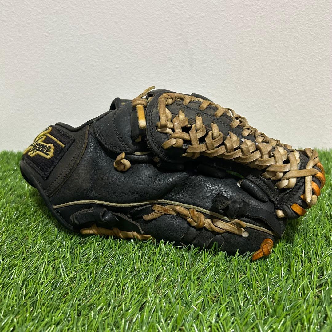 ク*ロ様 【⭐︎大人気⭐︎】久保田スラッガー　slugger 軟式　野球　内野