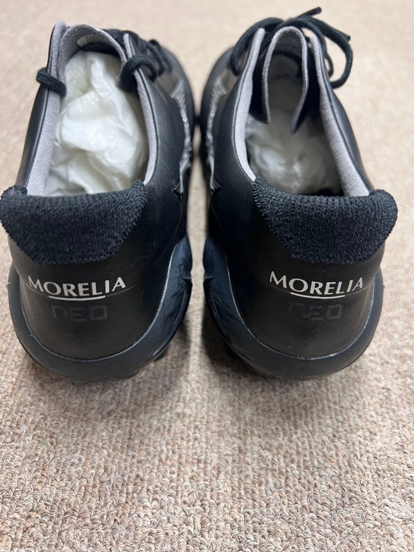 MIZUNO モレリア ネオ4 27.0センチ