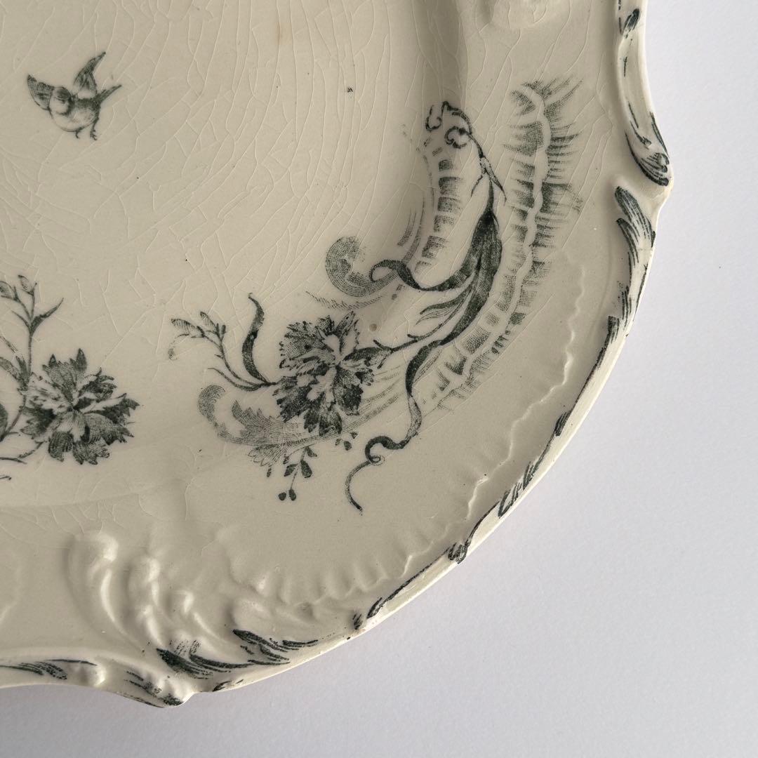 訳あり　フランスアンティーク　Gien ジアン レリーフ　デザートプレート