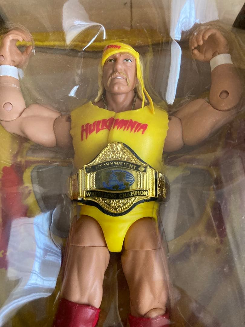 超人ハルクホーガン（チャンピオンベルト付）フィギュア