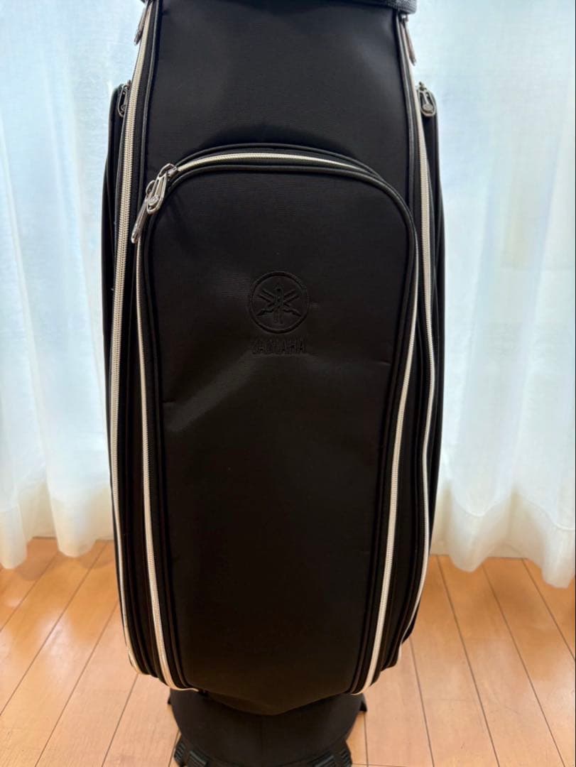 ヤマハinpres キャディバッグ 黒　軽量
