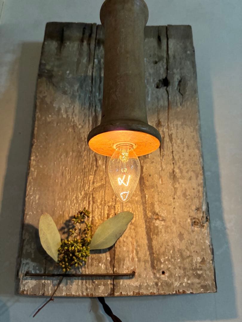 古道具 壁掛けライト 古材 照明 シャビー 古雑貨