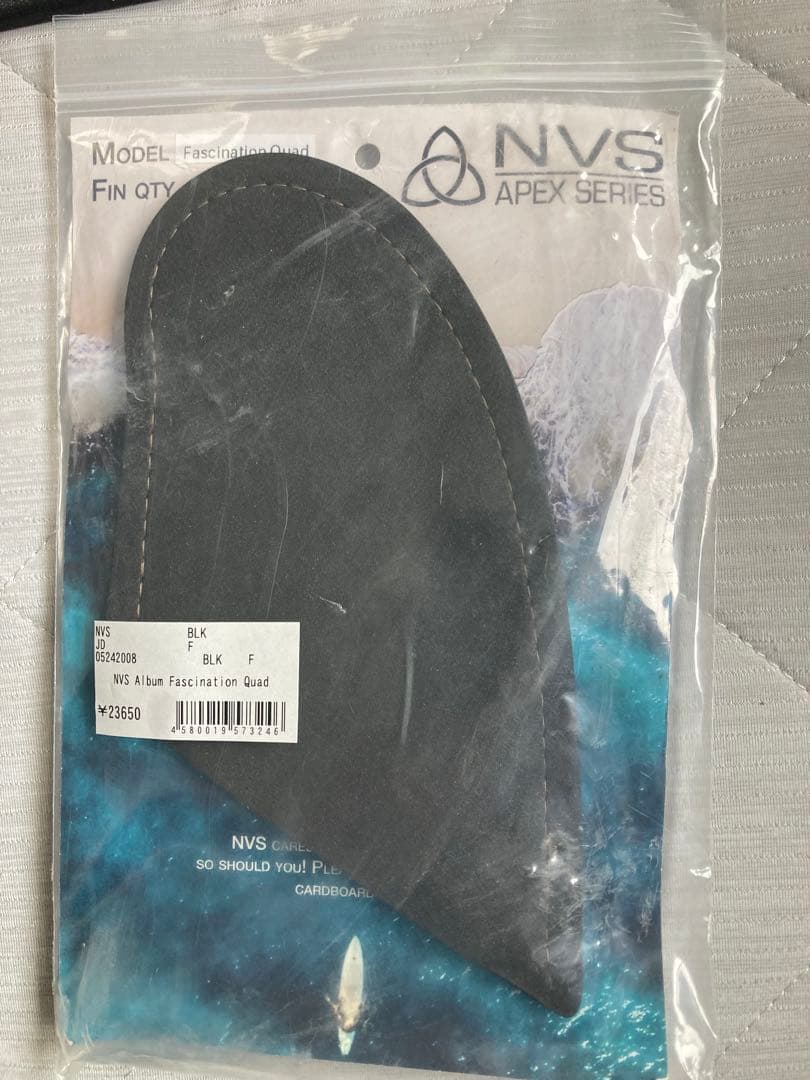 フューチャーフィン　NVS album クワッドフィン新古美品