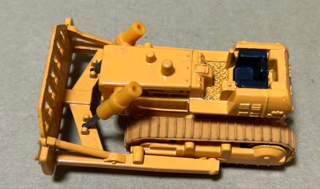 トミカ 黒箱70 小松 D65A レーキドーザ