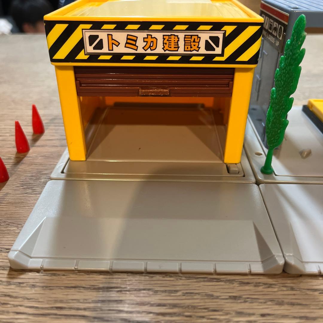 トミカタウン　ガソリンスタンドJOMO トミカ建設カーサービス駐車場　レア絶版