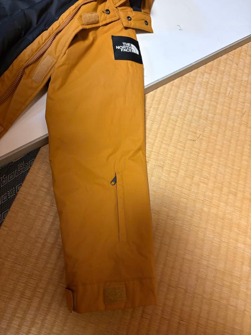 ノースフェイススノージャケット