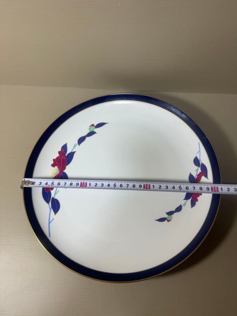 2113 香蘭社　金彩　大皿　31cm 未使用