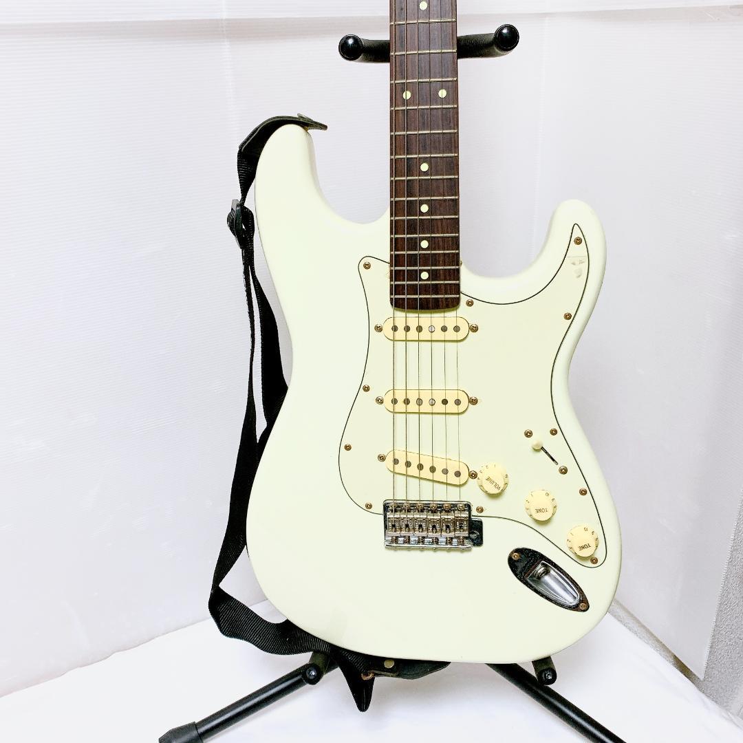 美品 Grassroots グラスルーツ Stratocaster ホワイト 白