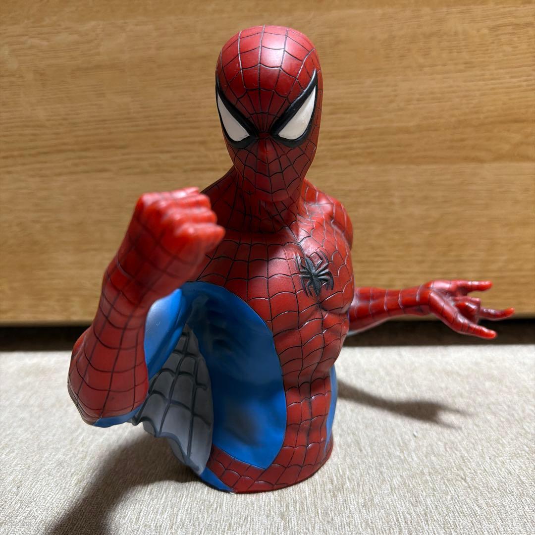 アメコミ　アベンジャーズ　フィギュア　貯金箱　3個セット