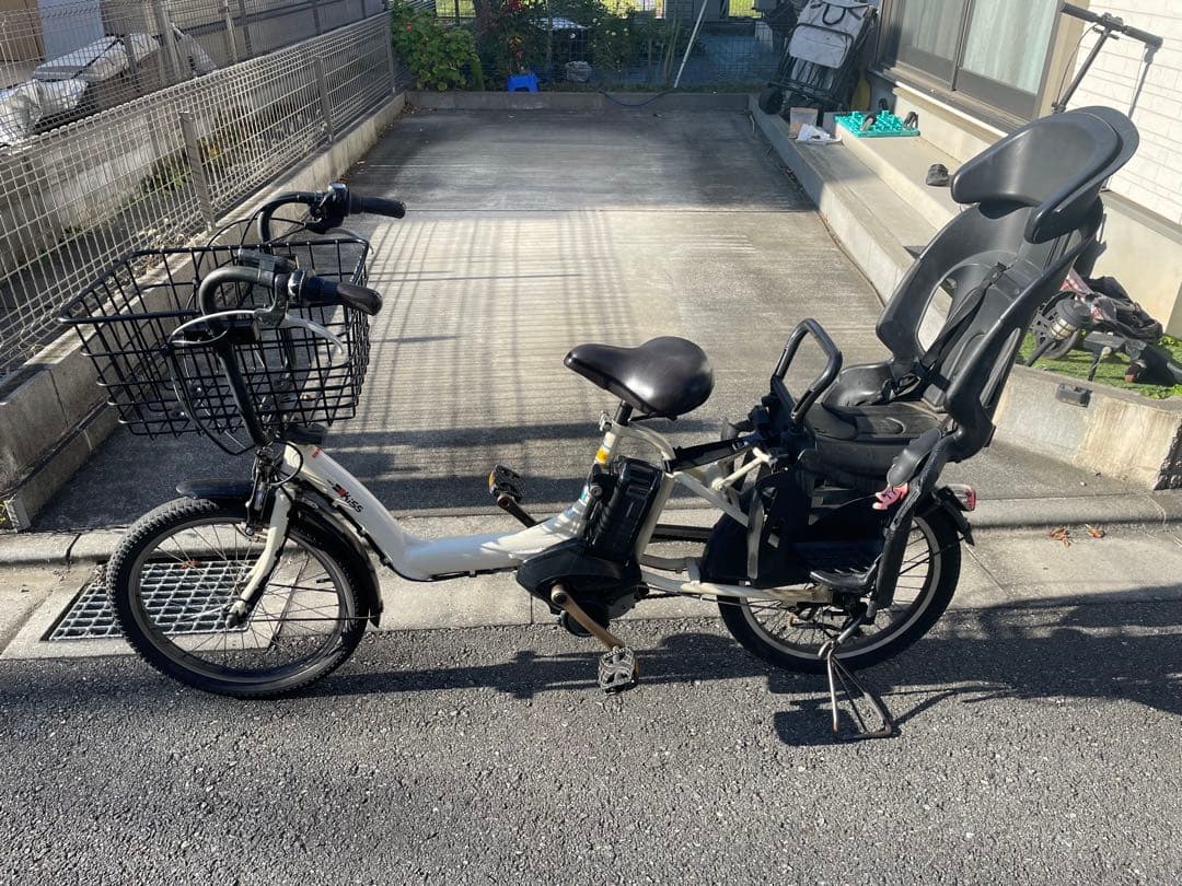 【前カゴ新品】ヤマハ　パス　キス　電動アシスト自転車 チャイルドシート付き