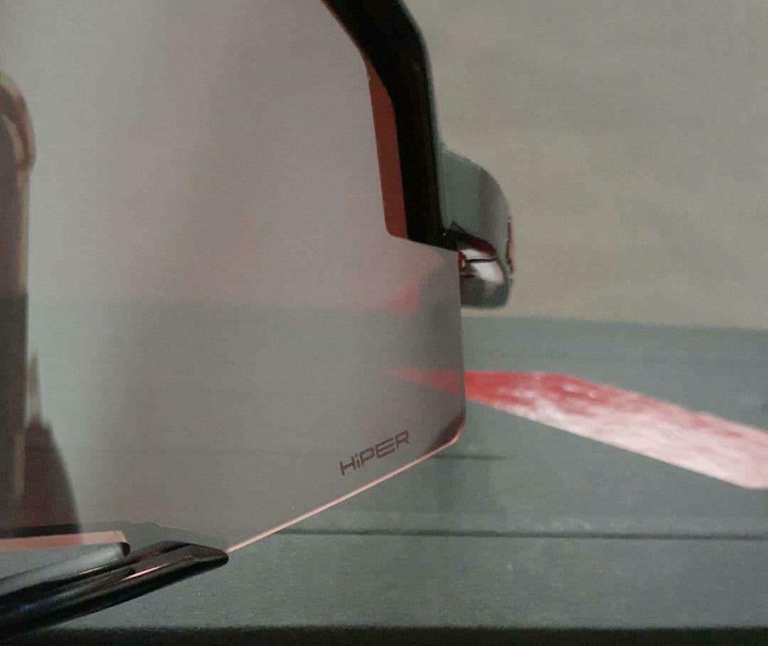 100% Slendale グロスカーボン ワンハンドレッド サングラス