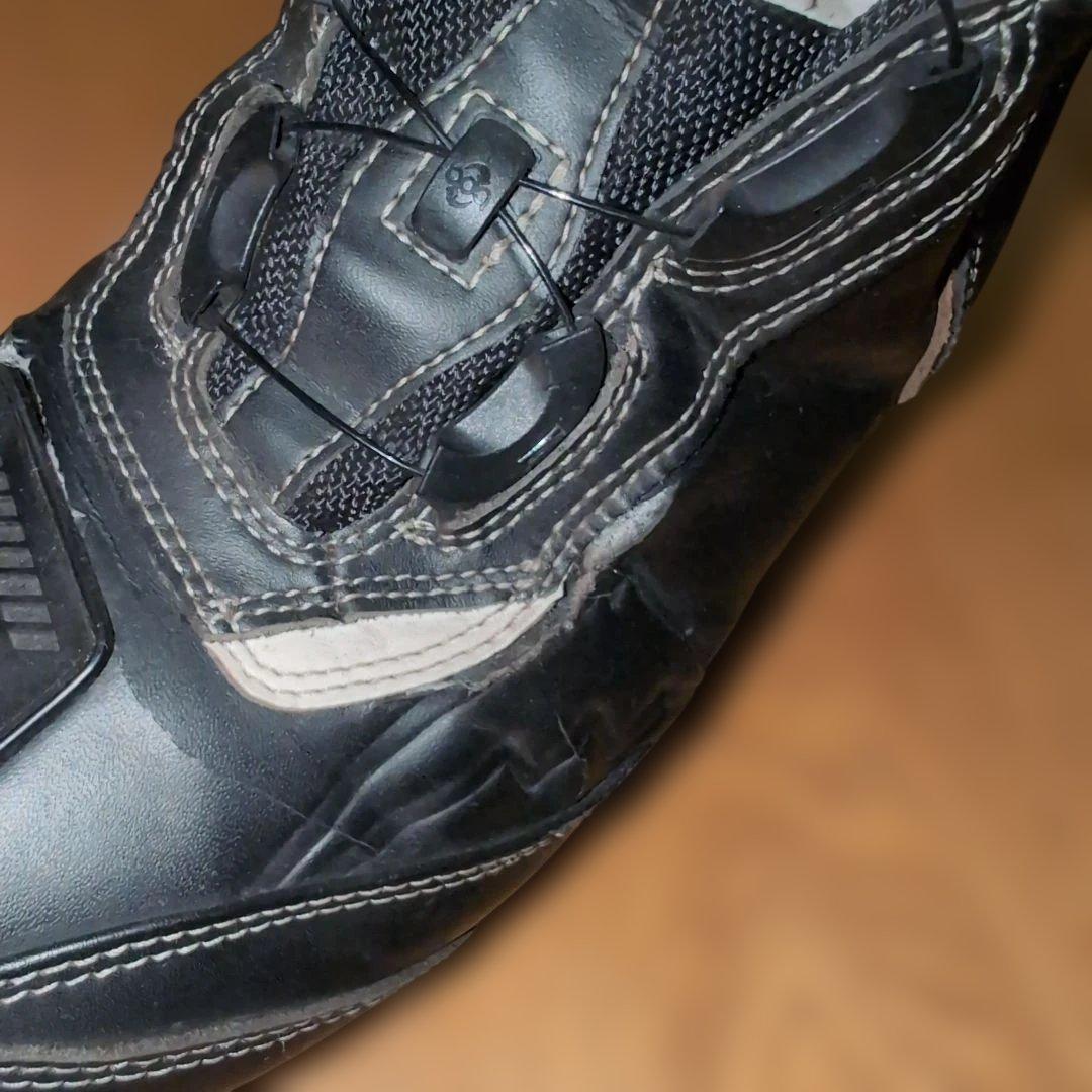 クシタニ　アドーネシューズ