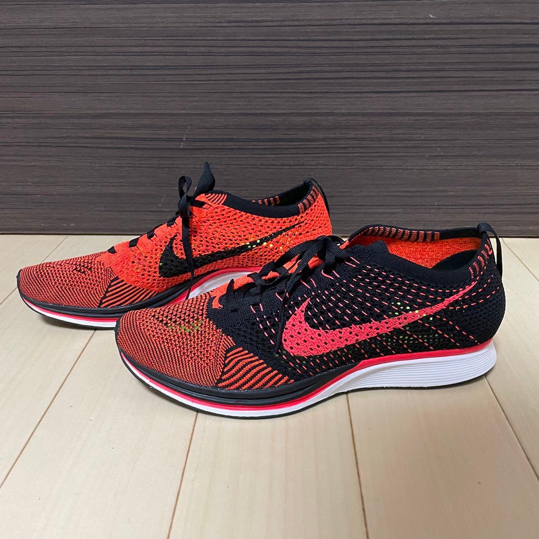 【新品✨超希少✨】 NIKE フライニットレーサー　赤×黒×オレンジ　ランニング
