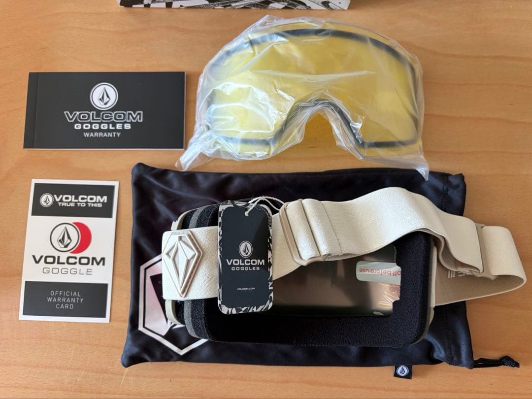 ＜新品/未使用品＞ VOLCOM Garden スノーゴーグル　アジアンフイット