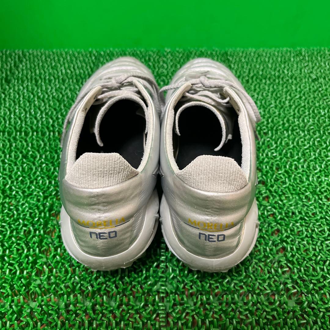 ミズノ サッカースパイク モレリアネオ 4 JAPAN(シルバー×ネイビー)