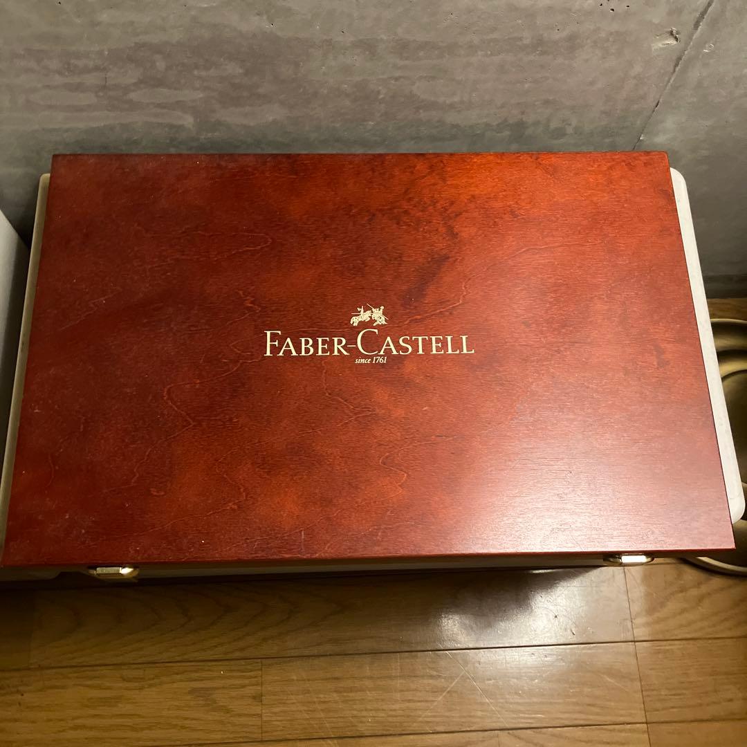 Faber-castell    色鉛筆セット120カラー