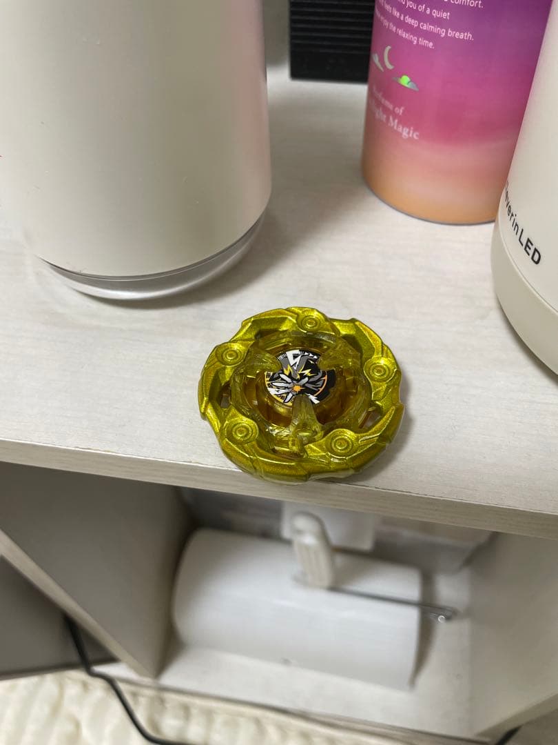 【非売品】ベイブレードx ウィザードロッド　ゴールド