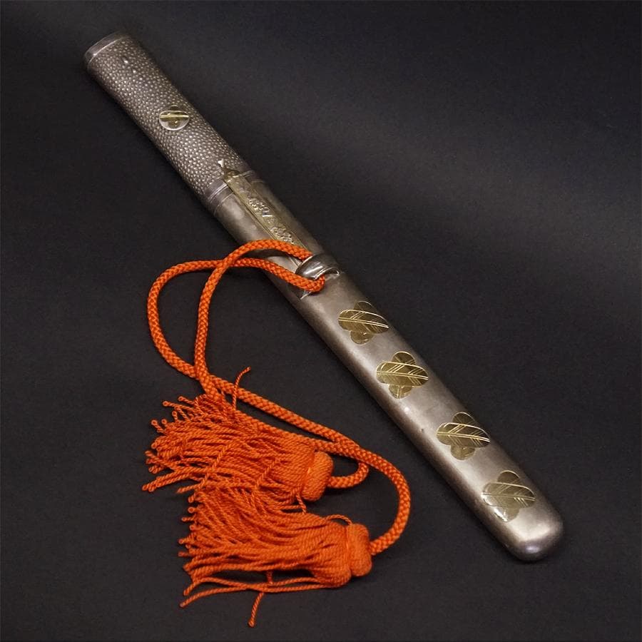 純銀 短刀 日本刀 刻印 家紋 守り刀 縁起物 時代 骨董 294g 古美術品