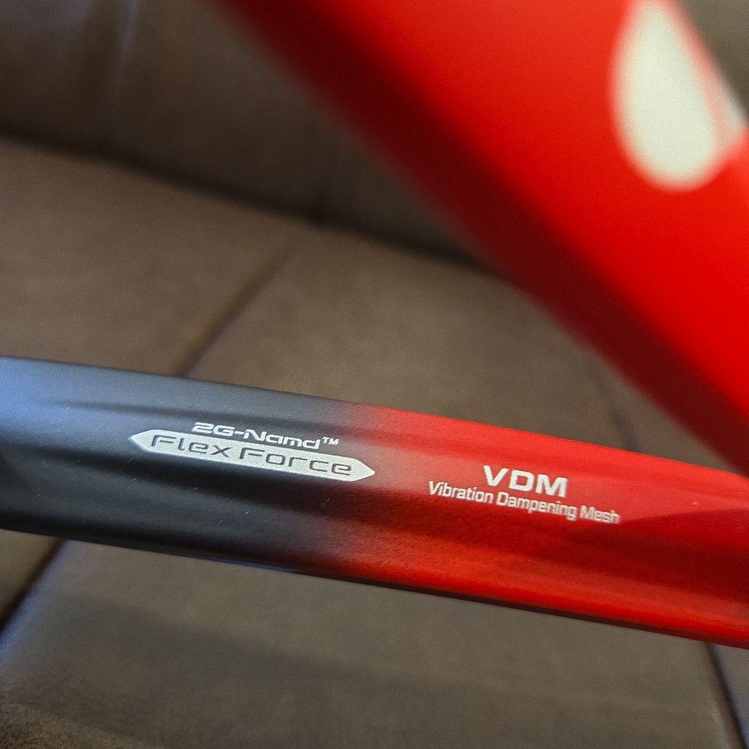 【新品】テニスラケット　ヨネックス　VCORE100L ブイコア100L G2