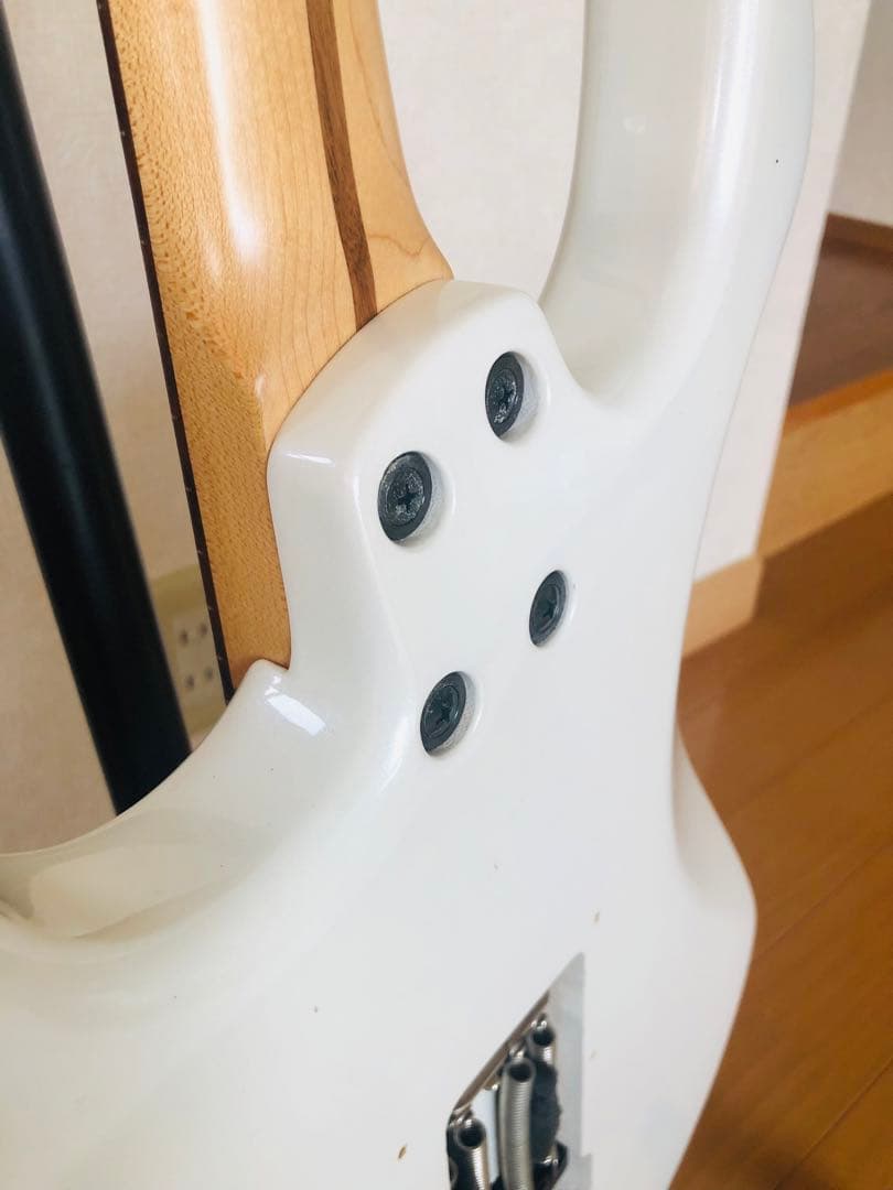 FERNANDES エレキギター ホワイト