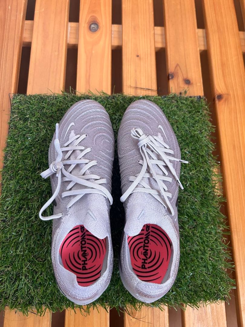 ナイキ　ファントム GX 2 エリート SG-PRO P 24.5 取り替え式