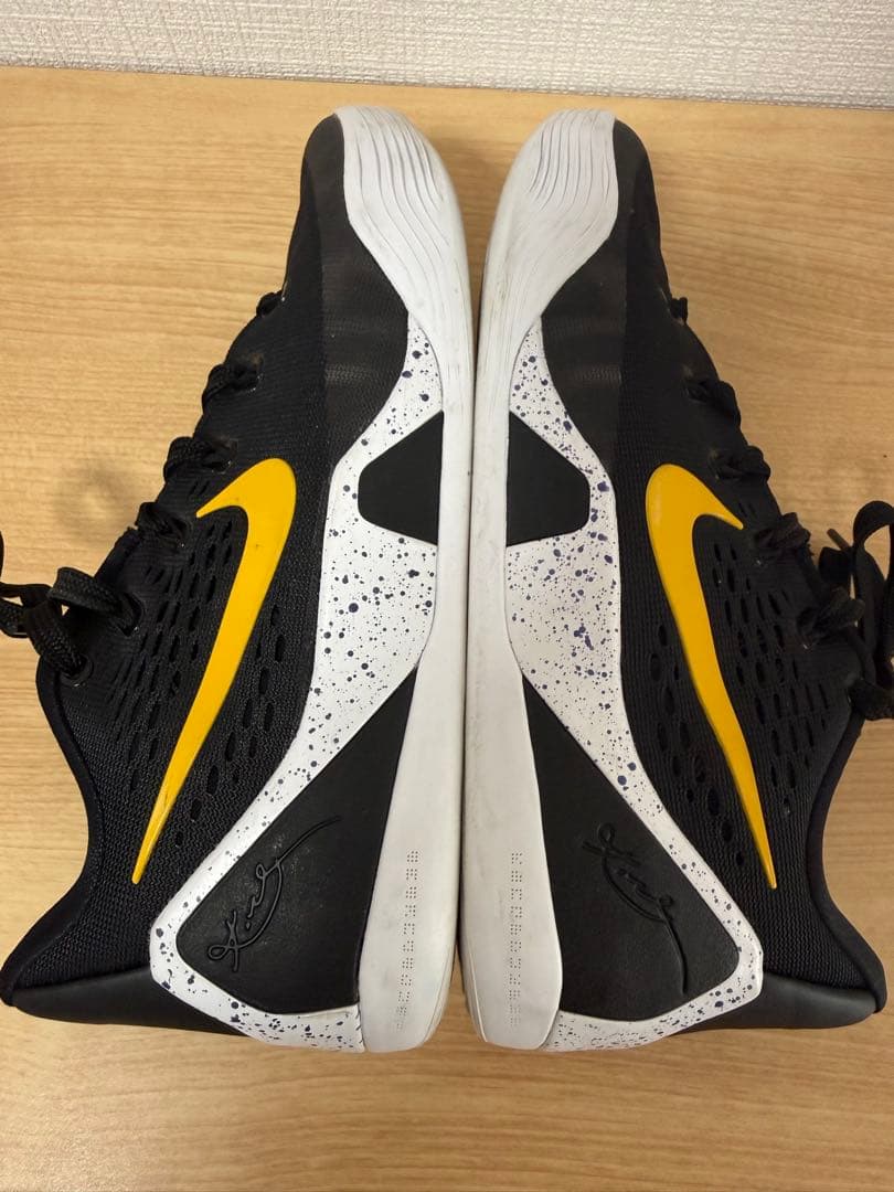 コービー9エリート LOW EM プロトロ