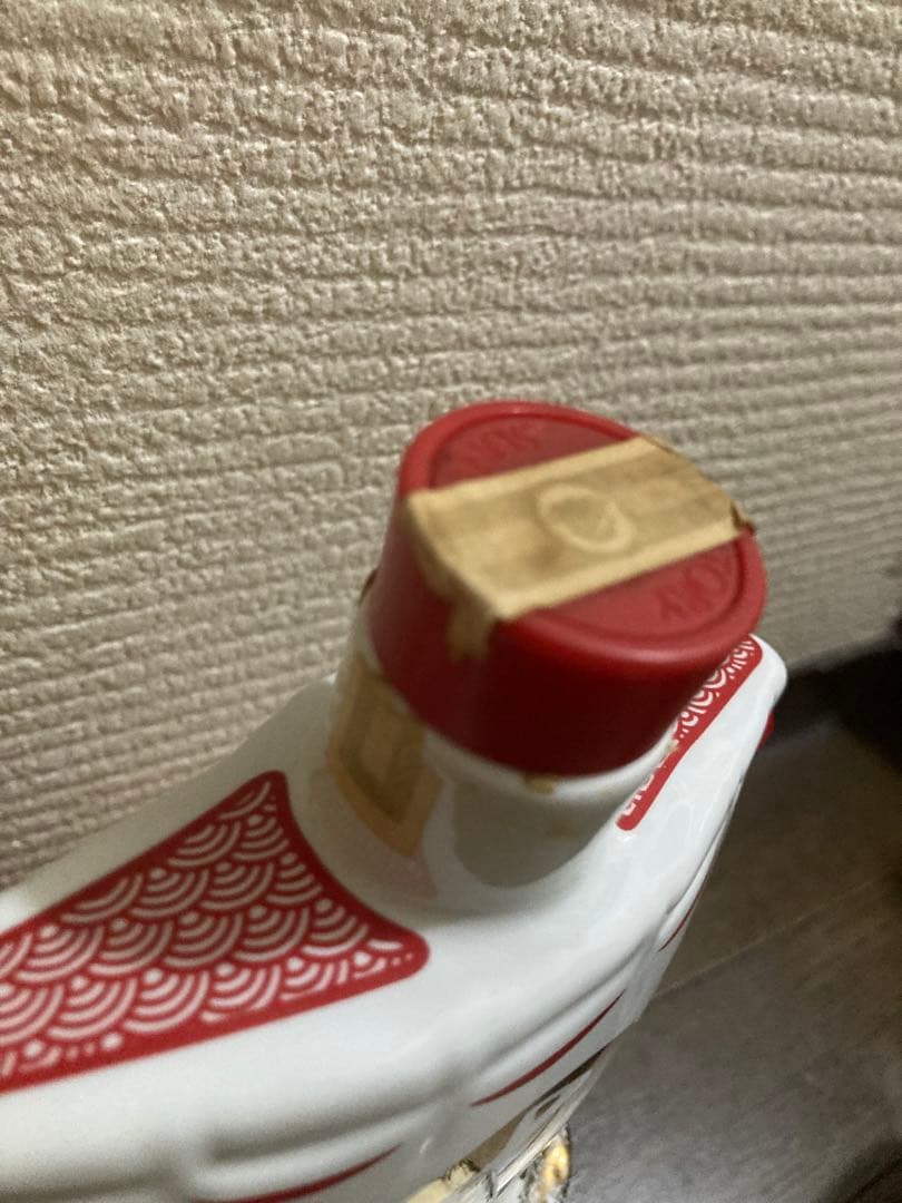 サントリーローヤル干支ボトル2001年巳年