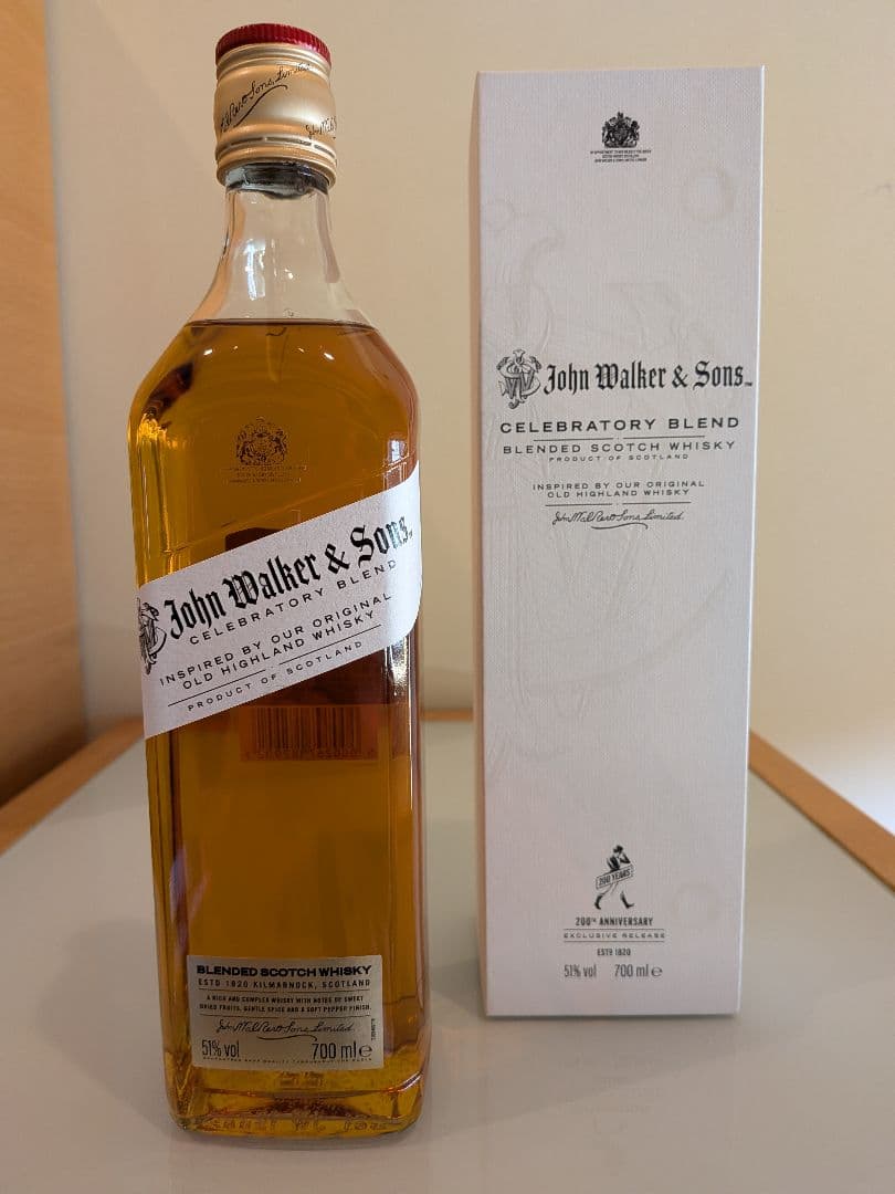 ジョン•ウォーカー&サンズ/200周年記念ボトル51％ 700ml （箱付き）