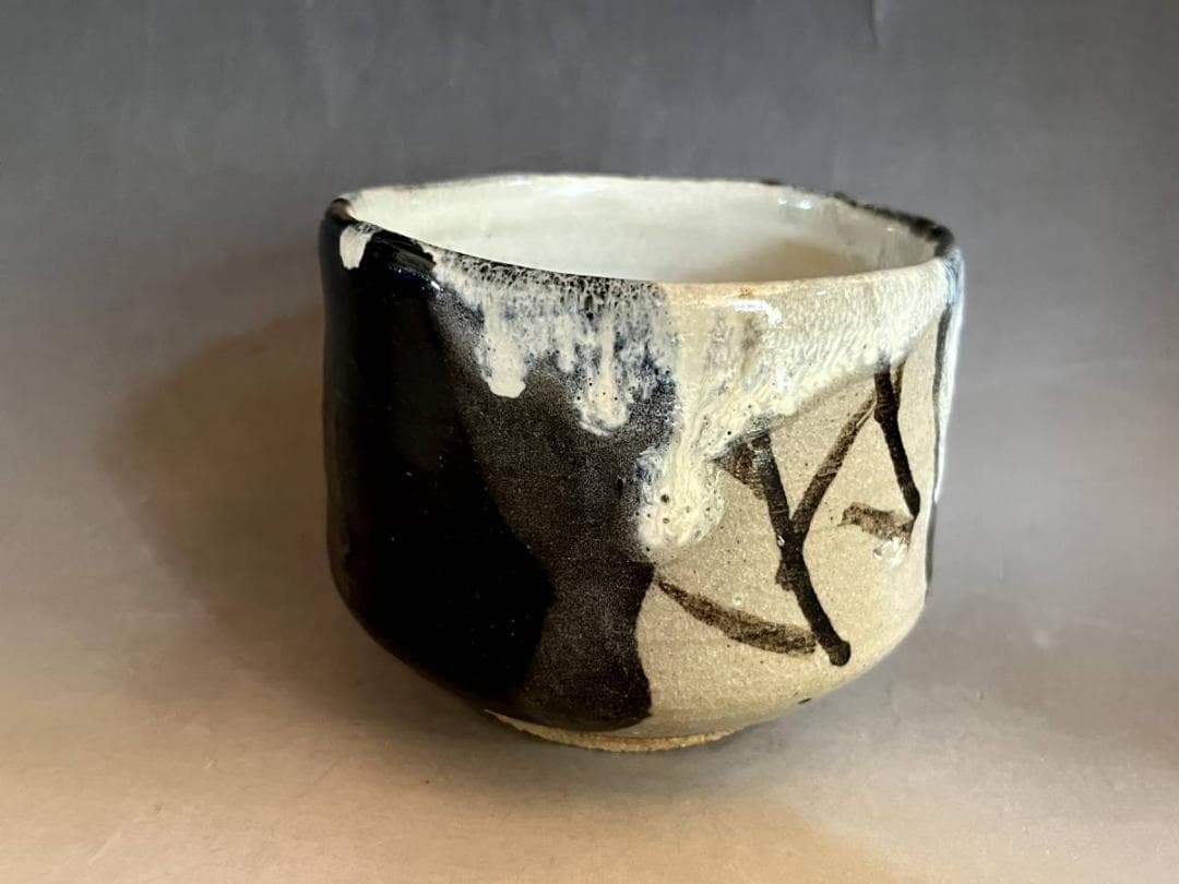 茶碗■黒織部筒茶碗 白釉涙紺 ぐい飲み お茶道具 古美術 時代物 骨董品■