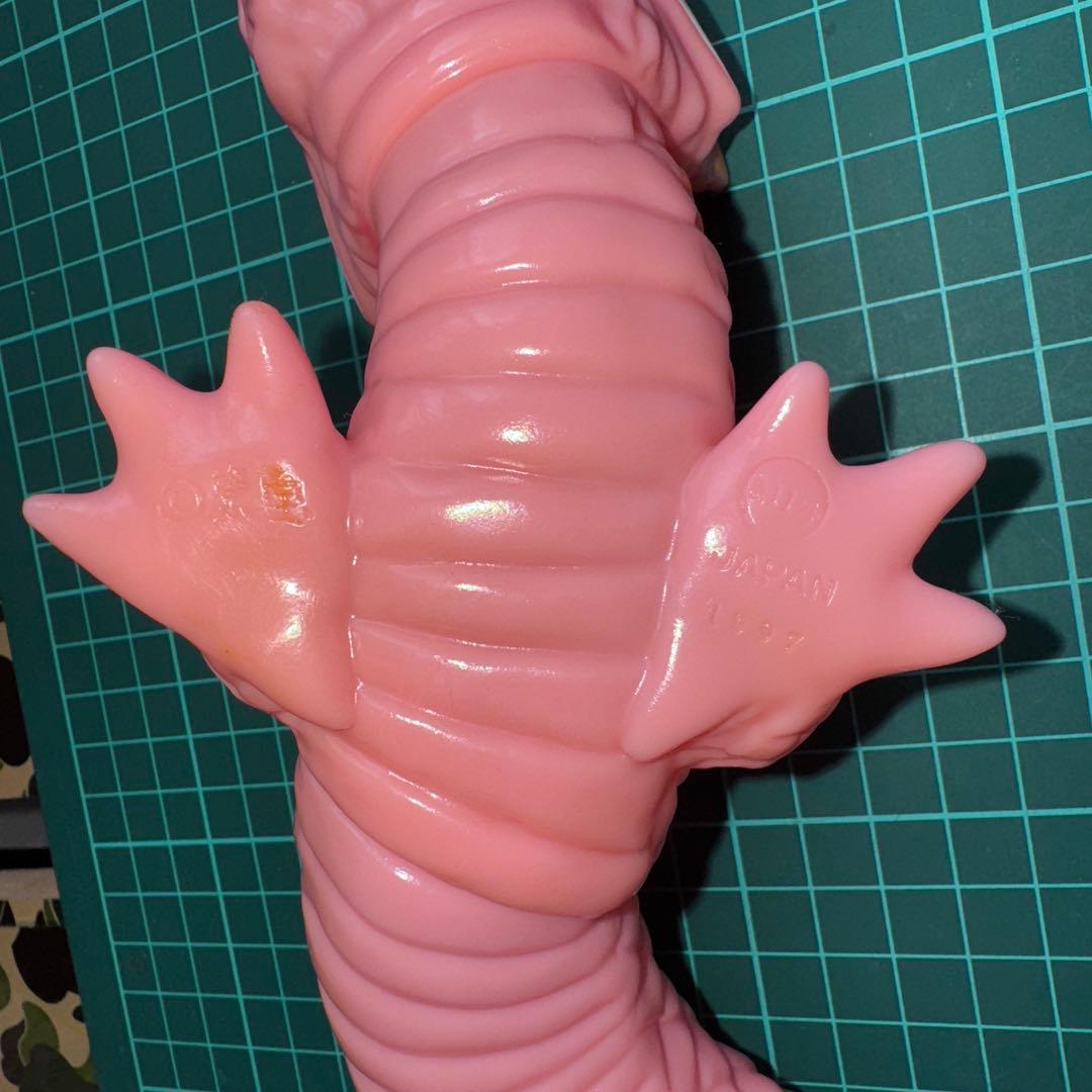 M1号　マンダ　第一期　緑　ピンク　蓄光版スタンダードサイズ　ソフビ　3体